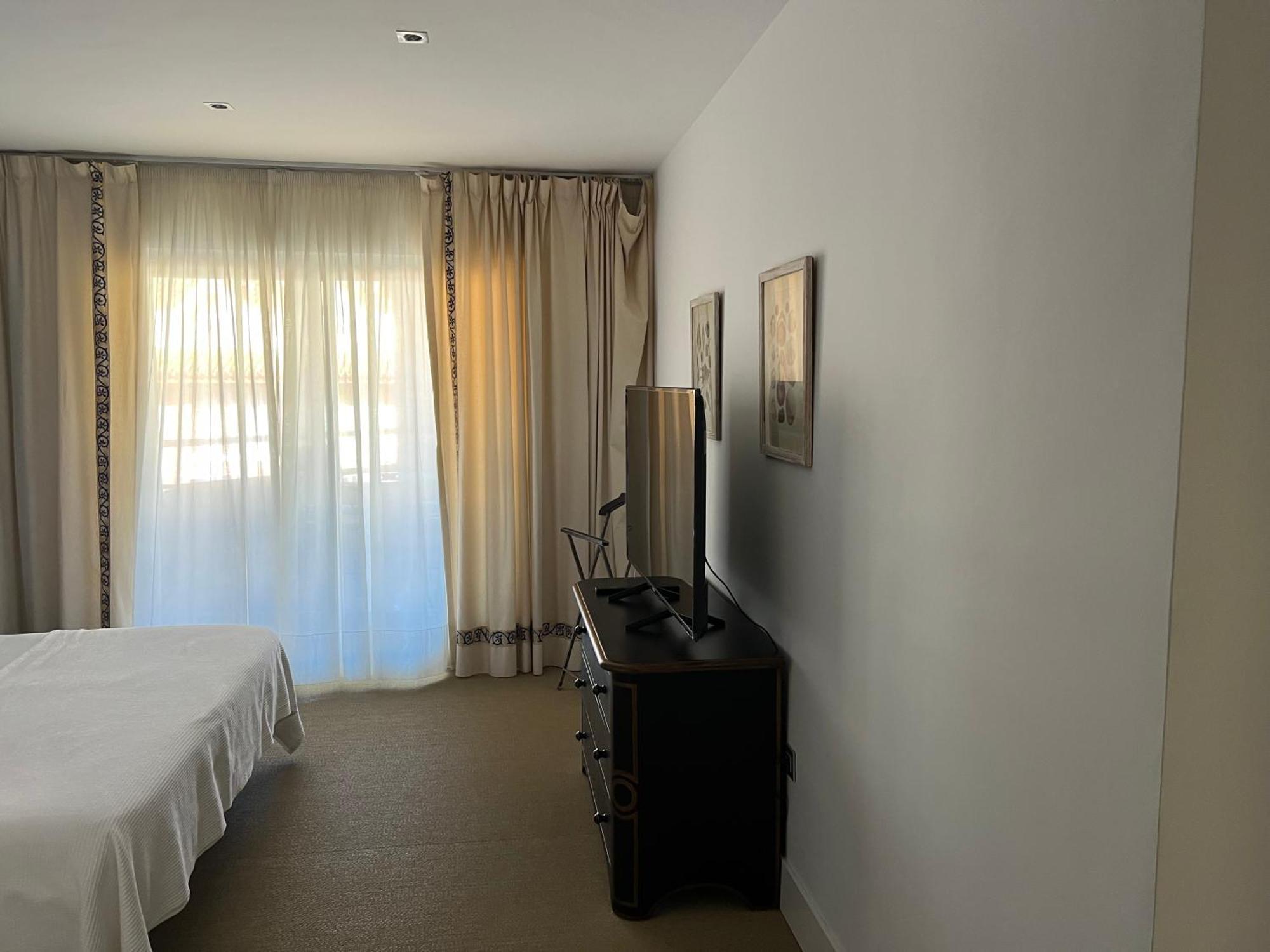 Apartamento Puerto Sotogrande Marina Esterno foto